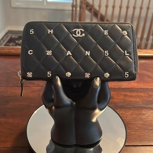 CHANEL Lucky Charms Zip Around Wallet Long Quilted Black
